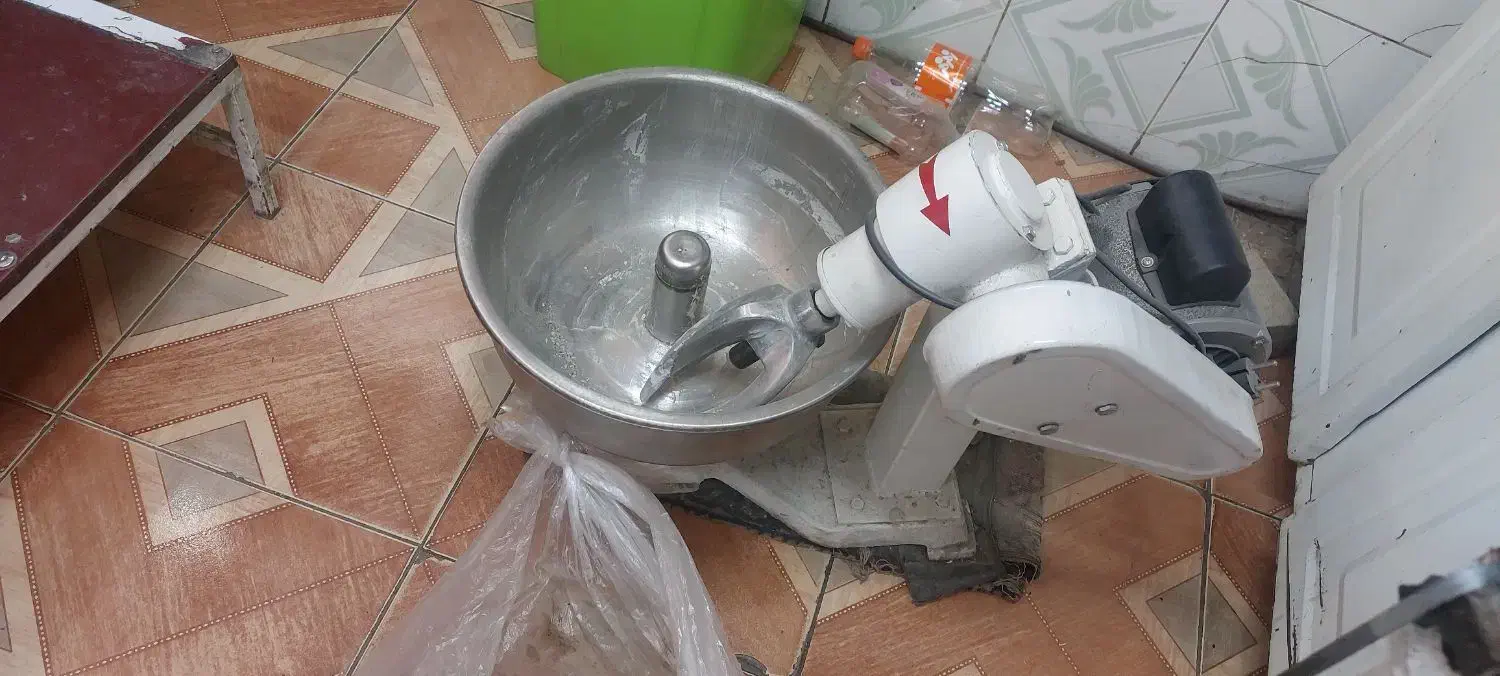 خمیرگیر ۱۰ کیلویی نونو|سایر لوازم برقی|قم, شهرک فاطمیه|دیوار