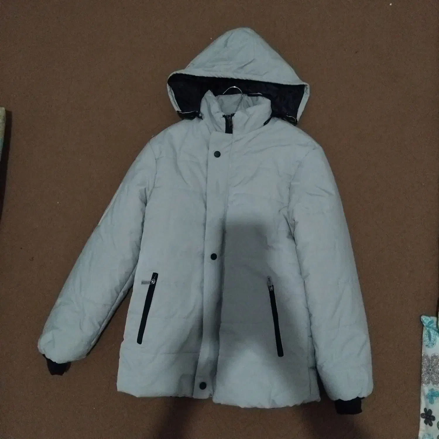 کاپیشن فروشی|لباس|نجفآباد, پادگان|دیوار