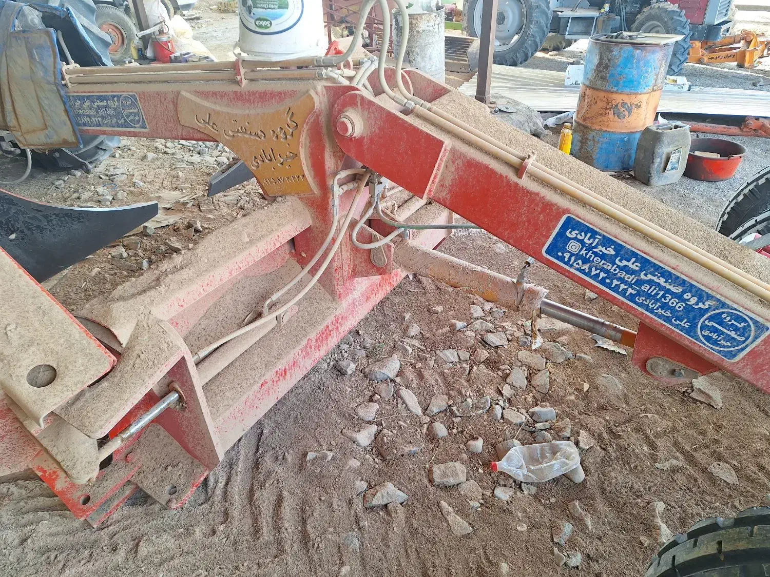 لور یا لولر ۳.۵ متری خیرآبادی تراکتور ۳۹۹|ماشینآلات صنعتی|تربتحیدریه, پائین ولایت|دیوار