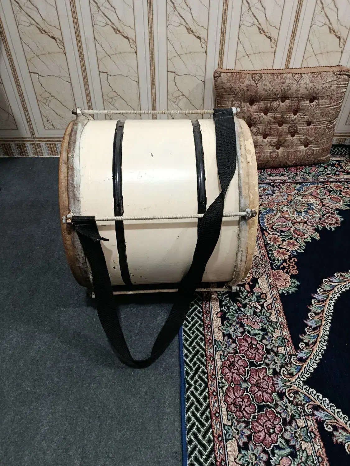 دمام|درام و پرکاشن|خرمشهر, |دیوار