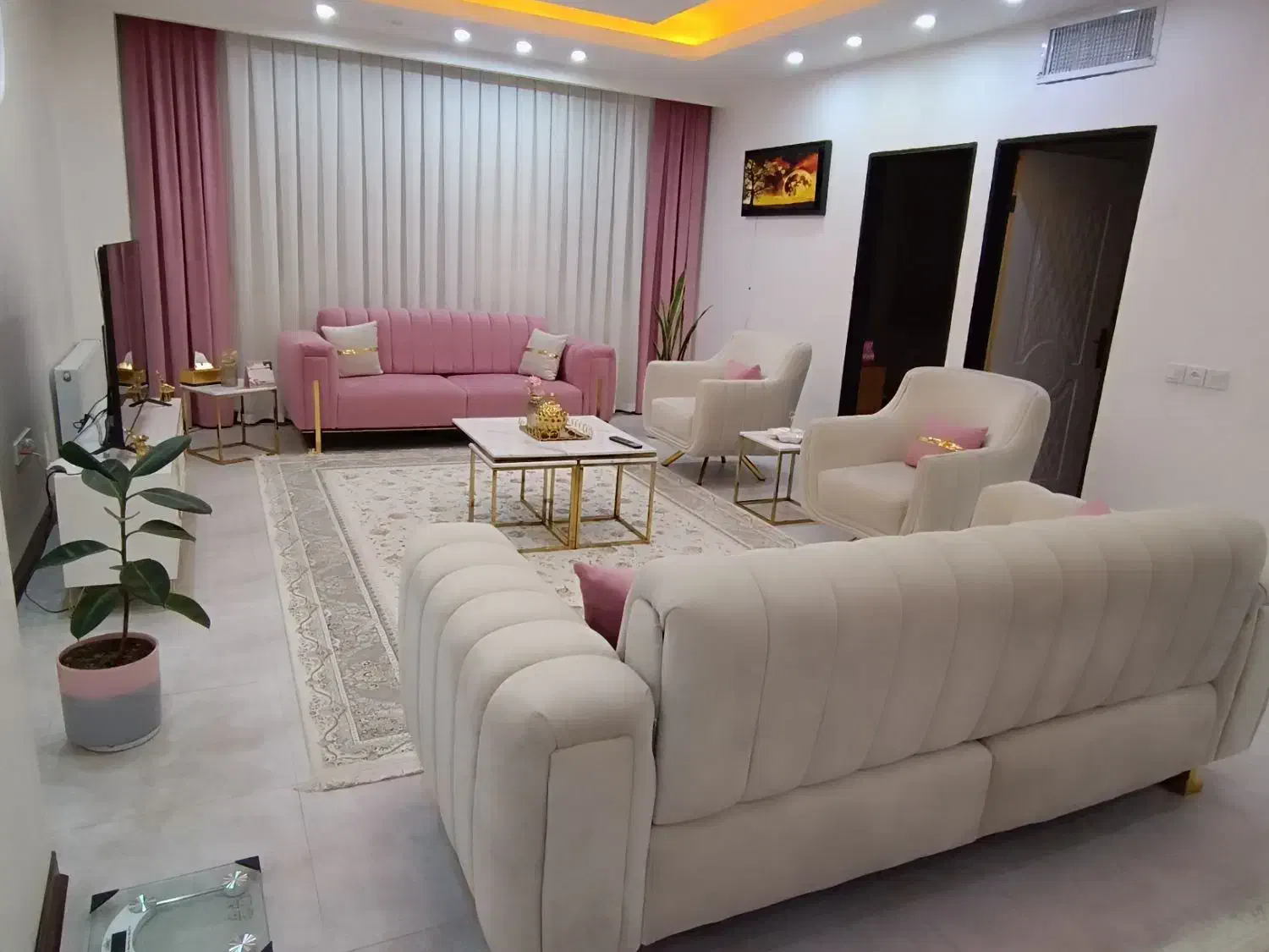 مبلمان راحتی و میز غذاخوری|مبلمان خانگی و میز عسلی|ماهدشت, |دیوار