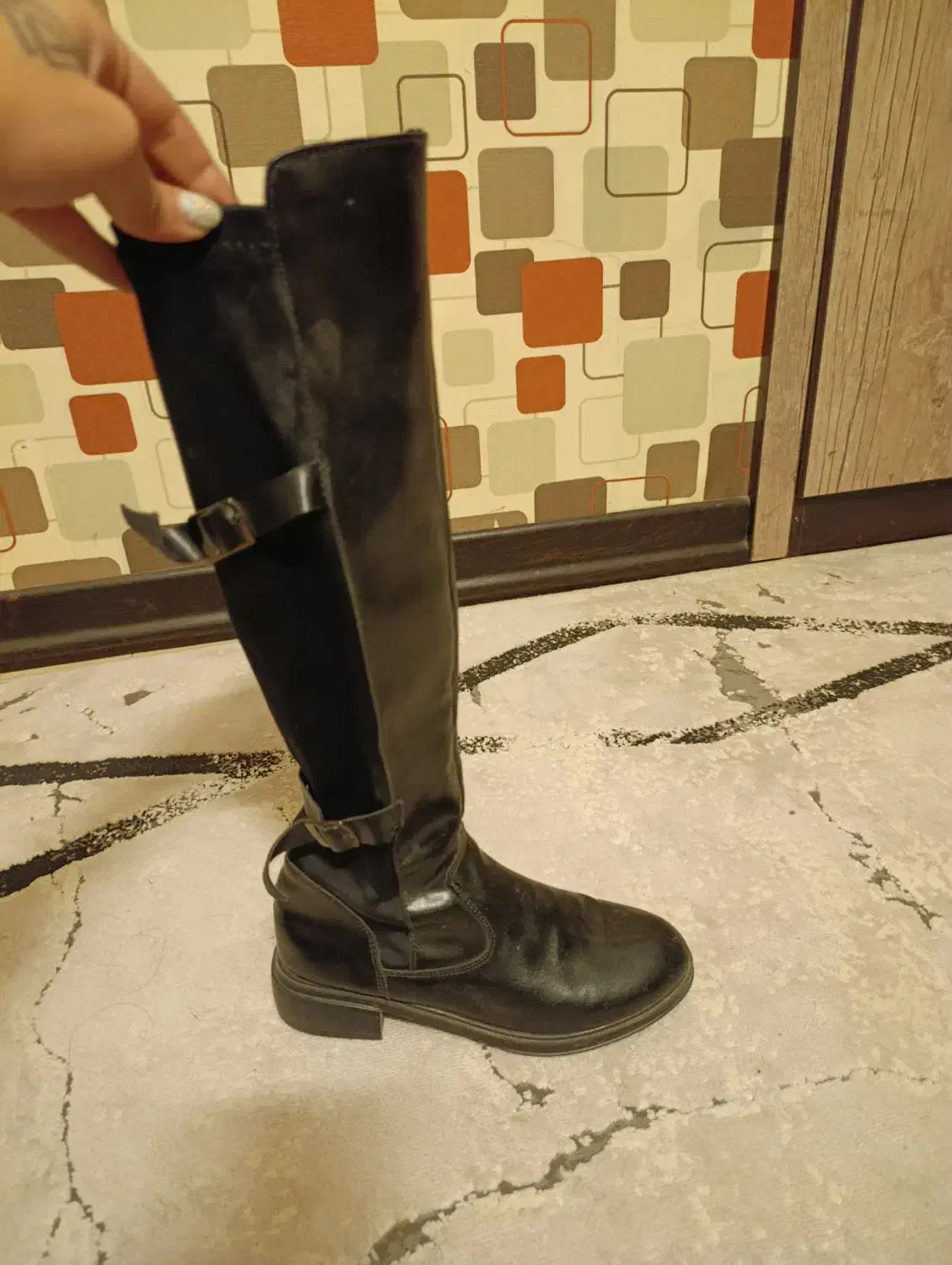 بوت ساق بلند|کیف، کفش، کمربند|اصفهان, برازنده|دیوار