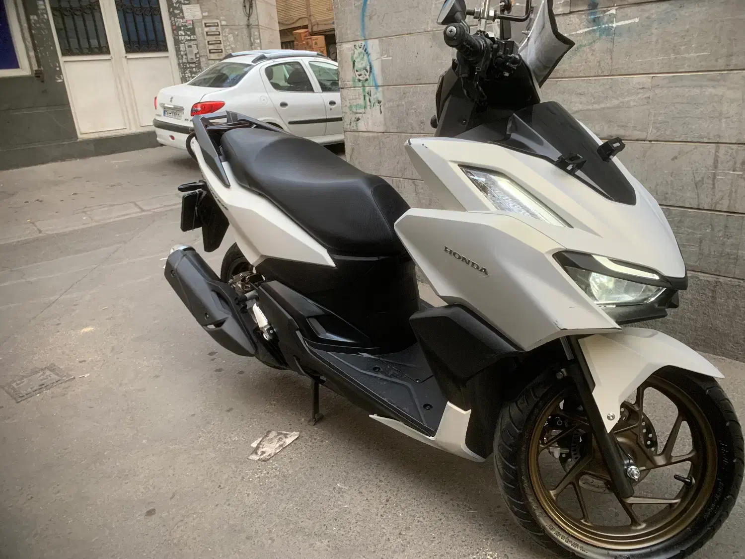 کلیک واریو 160|موتورسیکلت|تهران, گمرک|دیوار