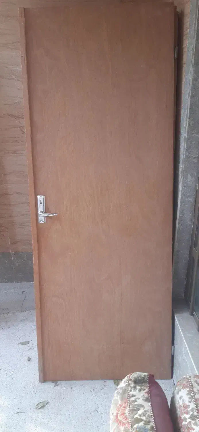 درب چوبی تخته چینی در اندازه ۷۳×۲|مصالح و تجهیزات ساختمان|گوگان, |دیوار