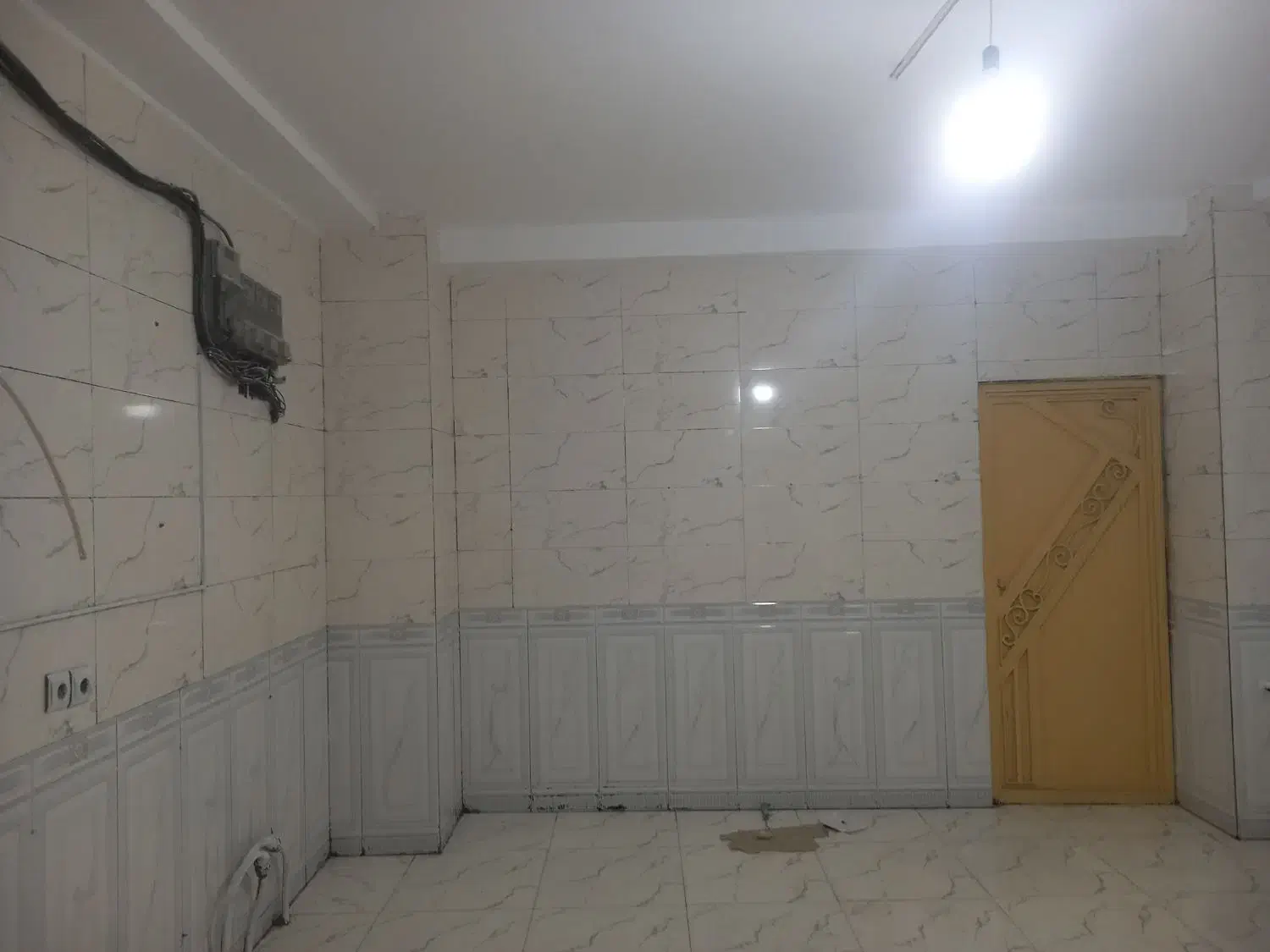 مغازه برخیابان اصلی بعثت|اجارهٔ مغازه و غرفه|اردبیل, |دیوار