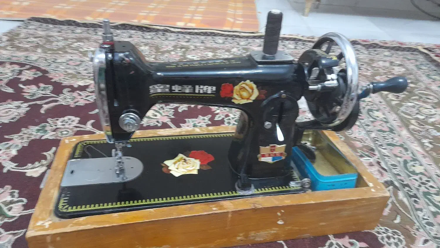 چرخ خیاطی قدیمی|چرخ خیاطی و ریسندگی|تبریز, |دیوار