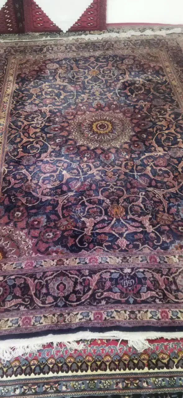 فرش دستباف درحد نو|فرش|بیرجند, |دیوار