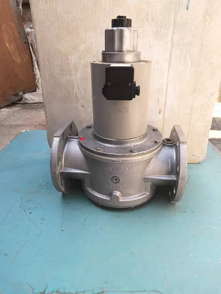 ۲ عدد شیر برقی گاز دانگز ۳ اینچ آلمانی|آبگرمکن، پکیج، شوفاژ|شیراز, شهرک صنعتی شیراز|دیوار