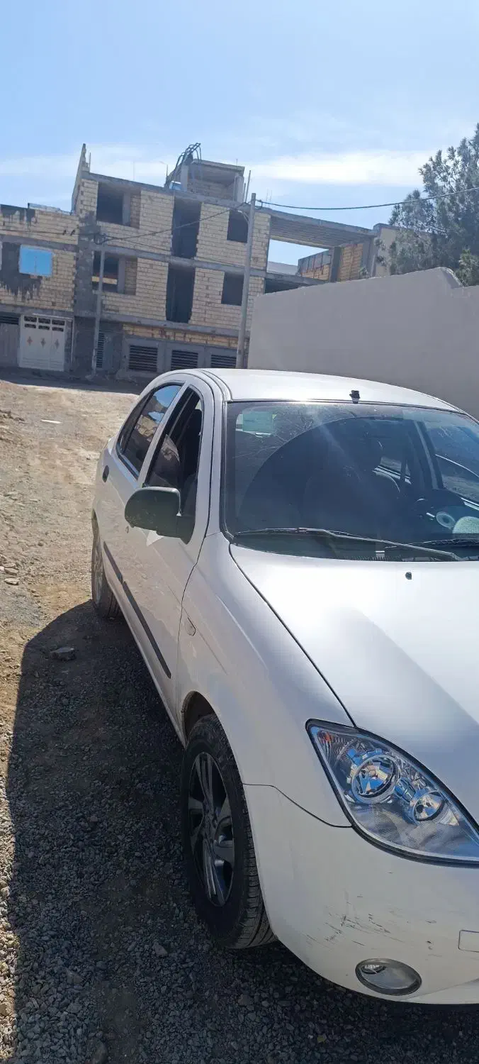 تیبا مدل 97|خودرو سواری و وانت|خمینی‌شهر, |دیوار