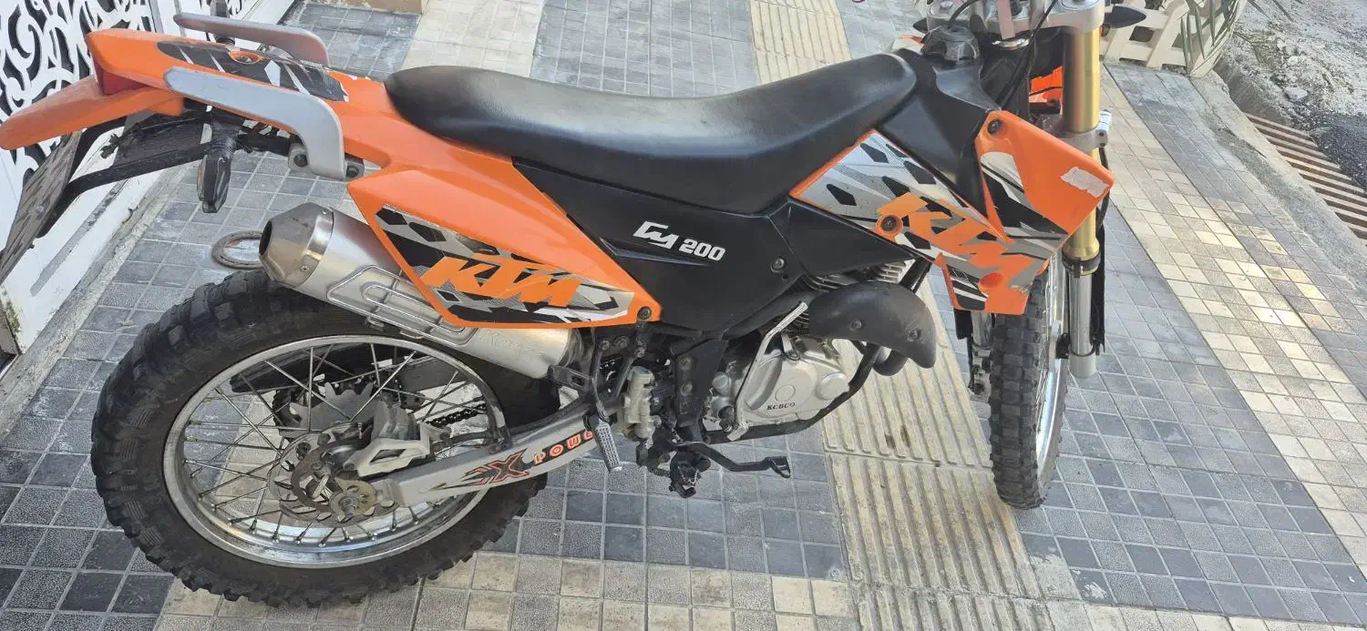 تریل خشک|موتورسیکلت|شیراز, کیان شهر|دیوار