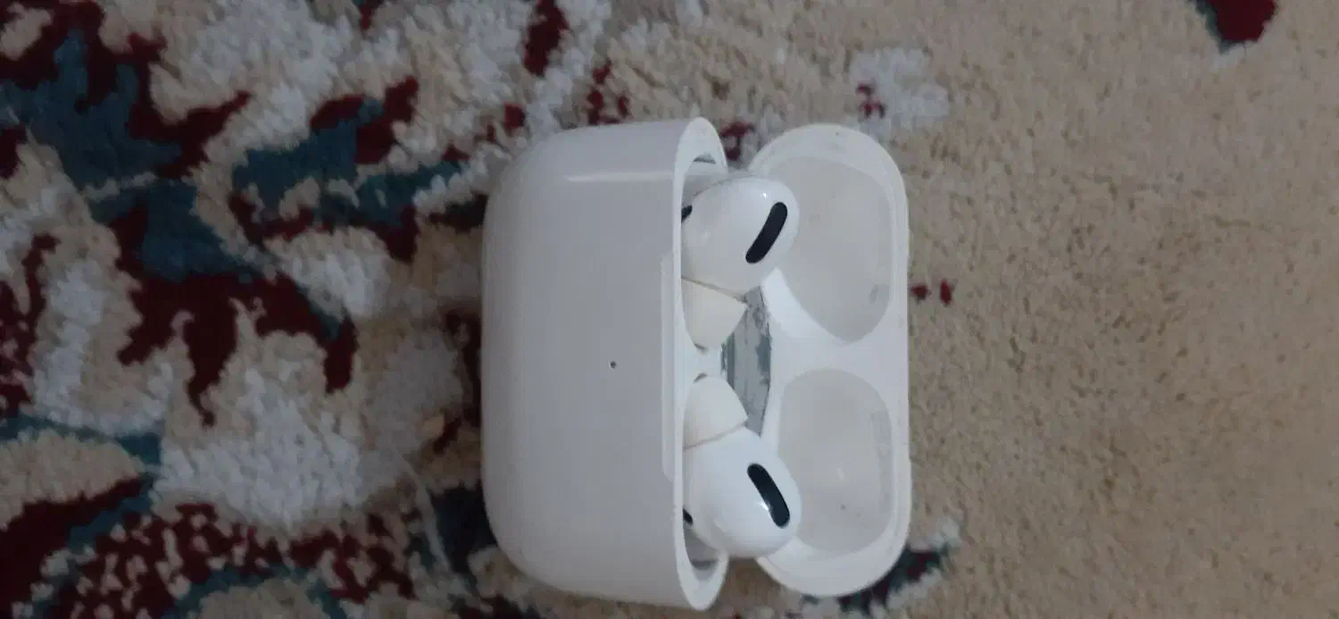 ساعت هوشمندوایرپاد|لوازم جانبی موبایل و تبلت|قم, شهرک فاطمیه|دیوار