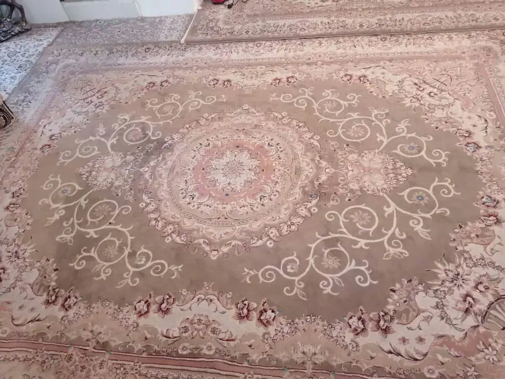 فرش ۱۲متری گردویی نگین مشهد گل ابریشم|فرش|محلات, |دیوار