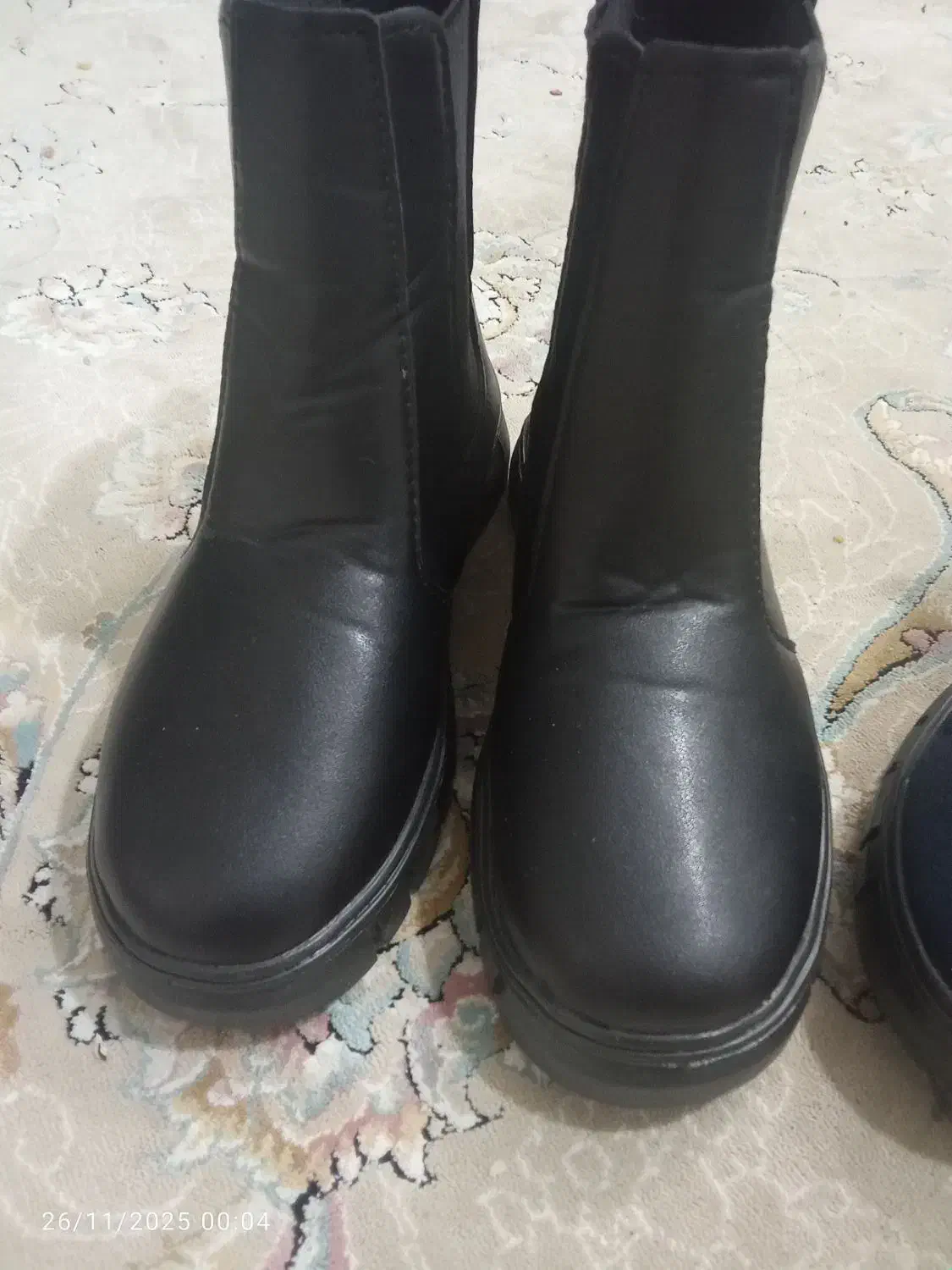 نیم بوت زمستانی زنانه|کیف، کفش، کمربند|کاشان, کارگر|دیوار