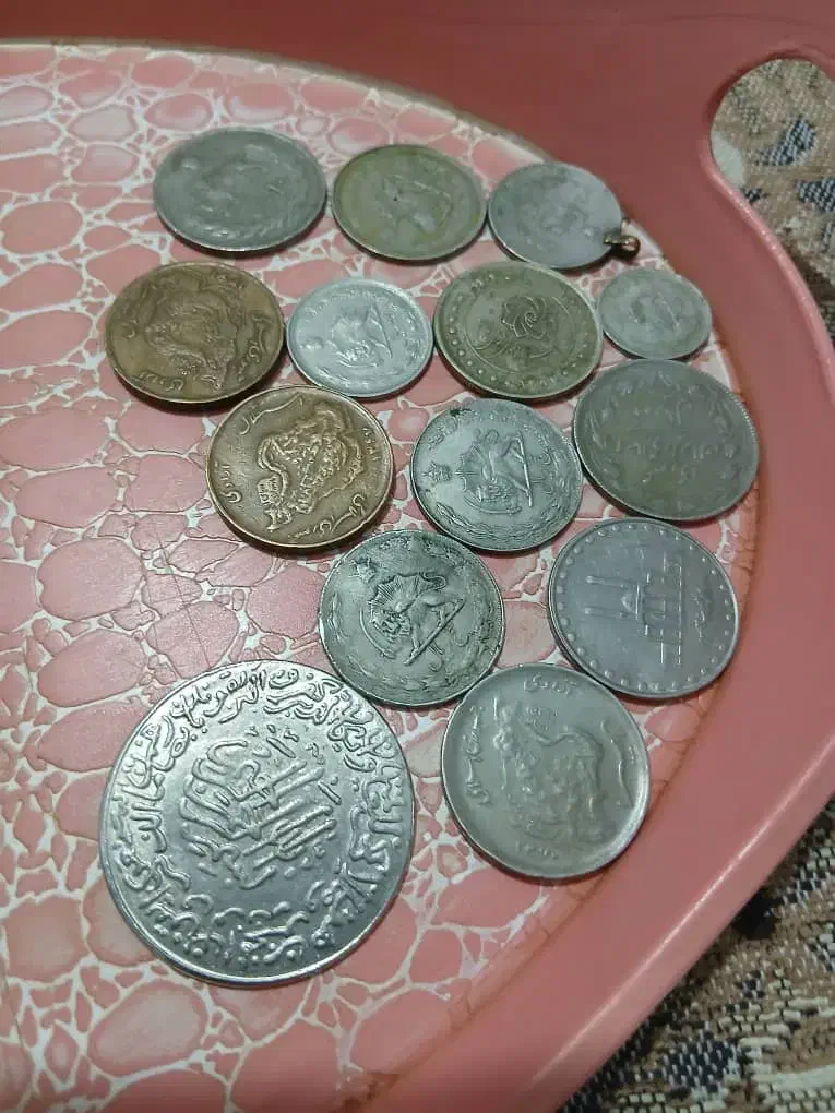 مقداری سکه قدیمی وخارجی|کلکسیون سکه، تمبر، اسکناس|نسیمشهر, |دیوار
