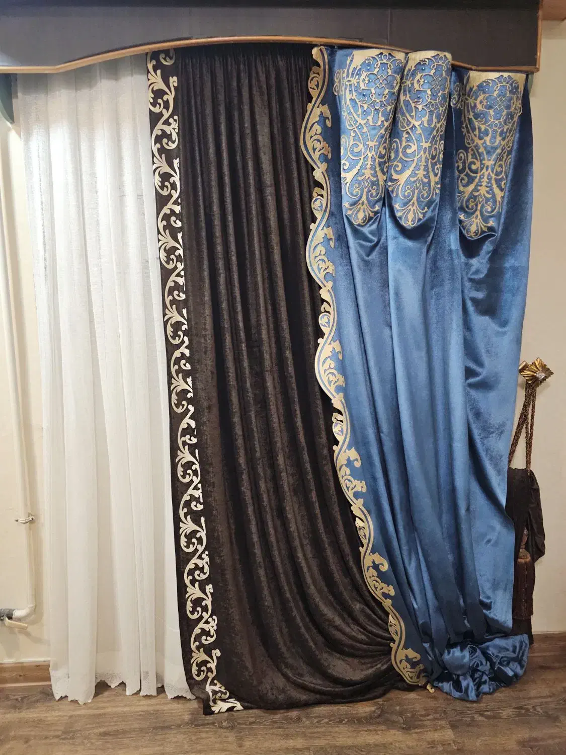 پرده|پرده، رانر، رومیزی|رشت, پیرسرا|دیوار