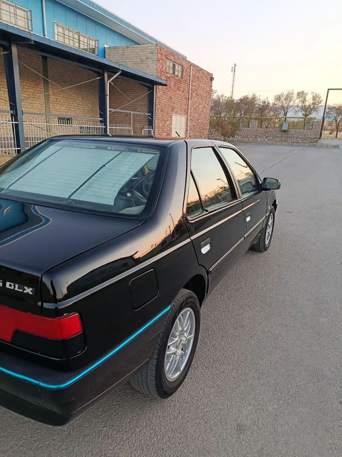 پژو ۴۰۵ مدل ۹۰|خودرو سواری و وانت|قروه, |دیوار