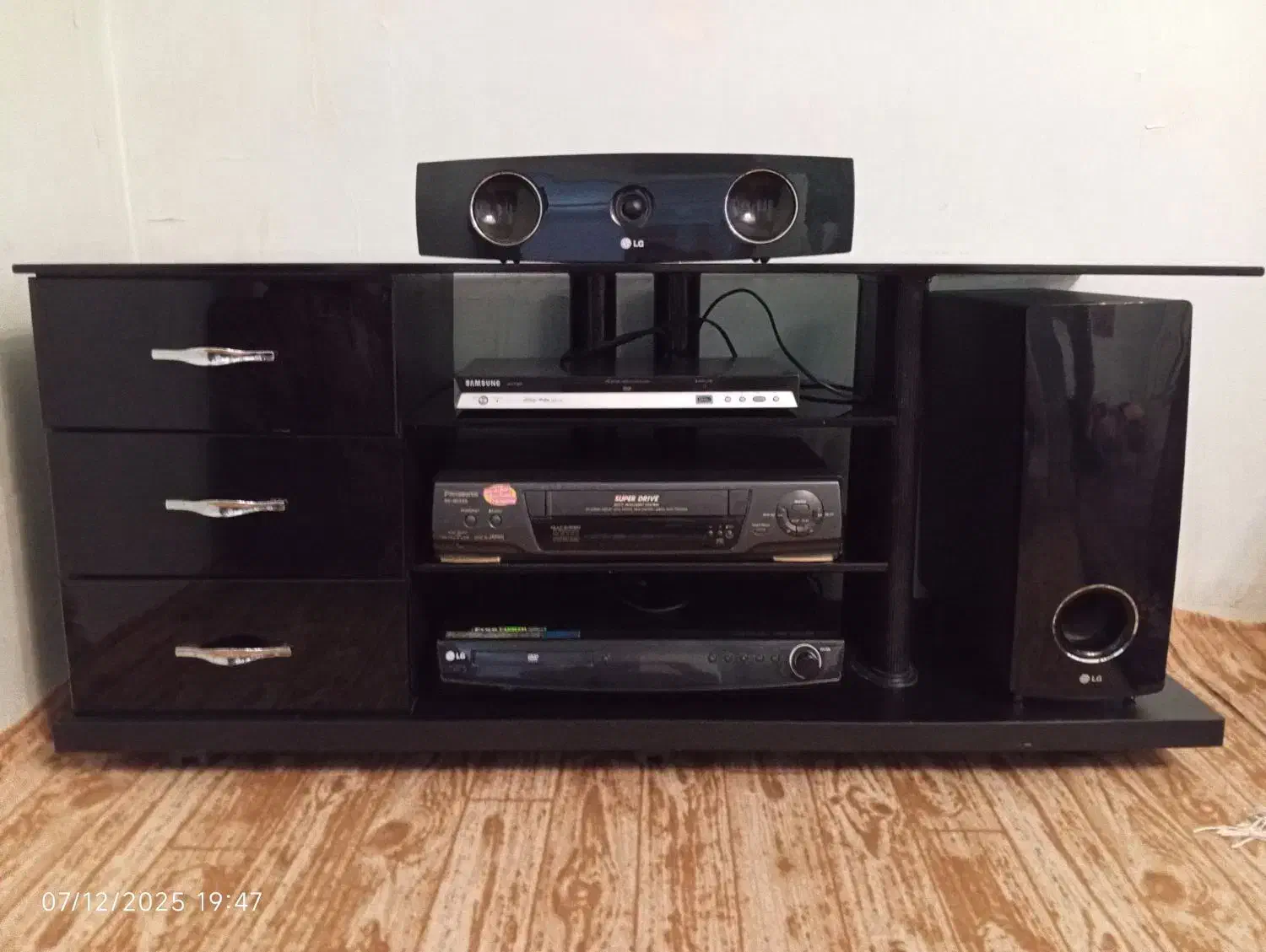 میز تلویزیون|میز تلویزیون|همدان, |دیوار