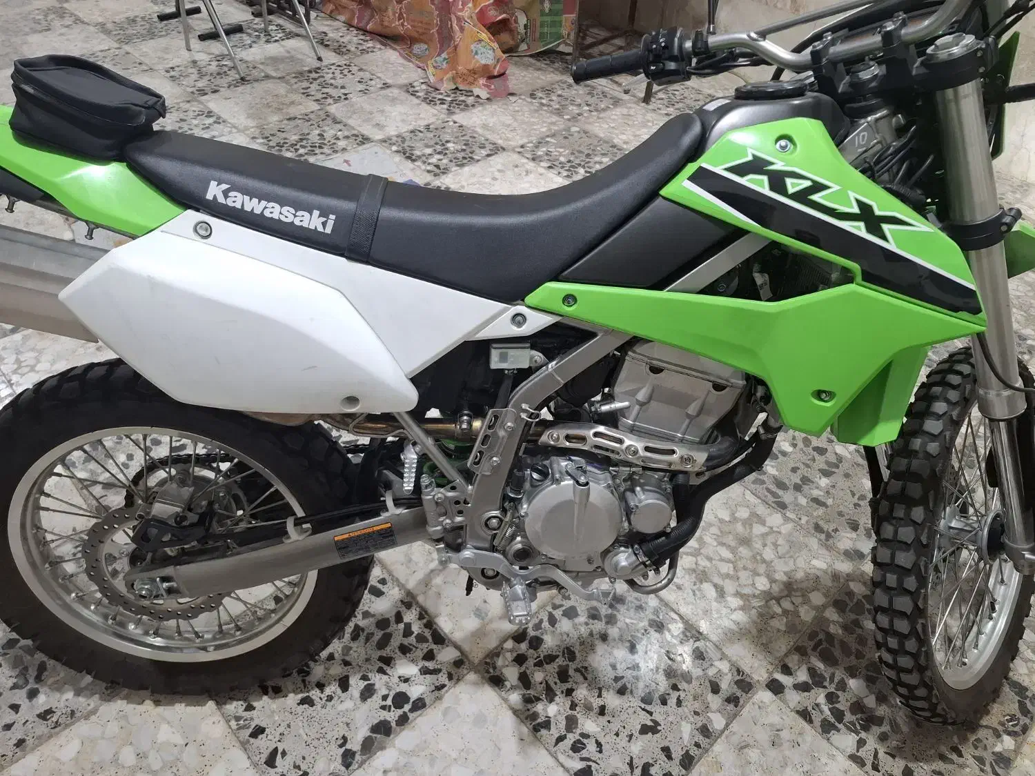 kLX کاوازاکی فابریک مدل1403 بدون توضیح|موتورسیکلت|شیراز, سعدیه جنوبی|دیوار