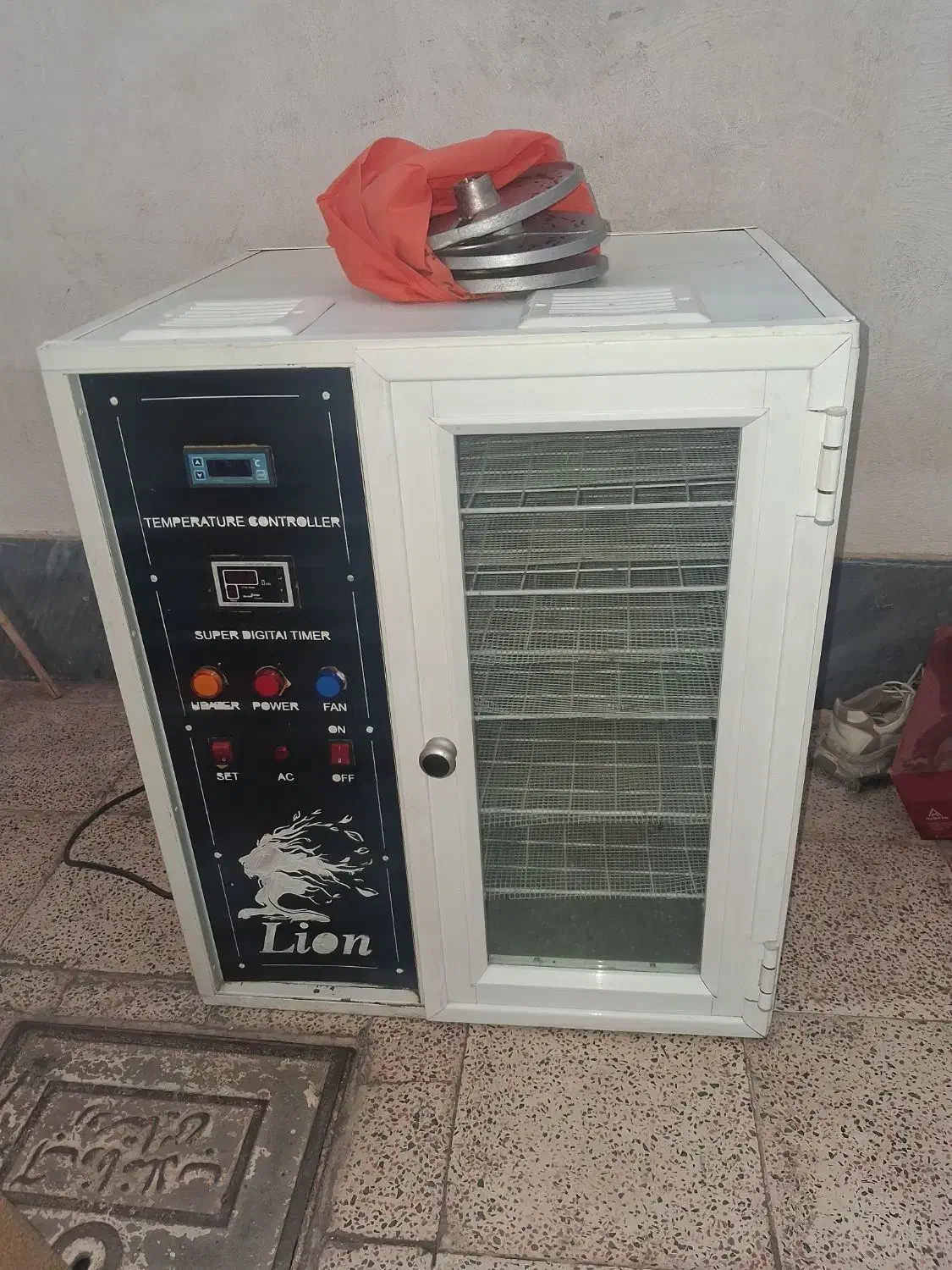 دستگاه میوه خشک  و اسلایسر در حد نو|ماشین‌آلات صنعتی|جلفا, |دیوار