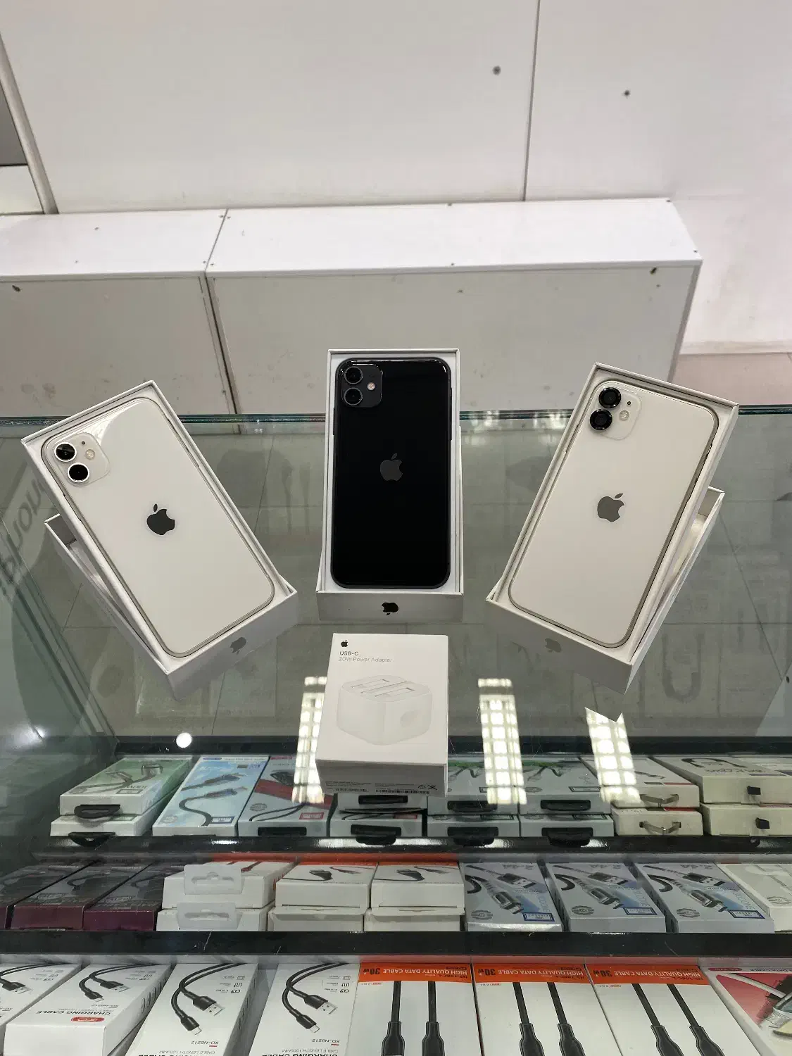 iPhone 11 normal|موبایل|اراک, |دیوار