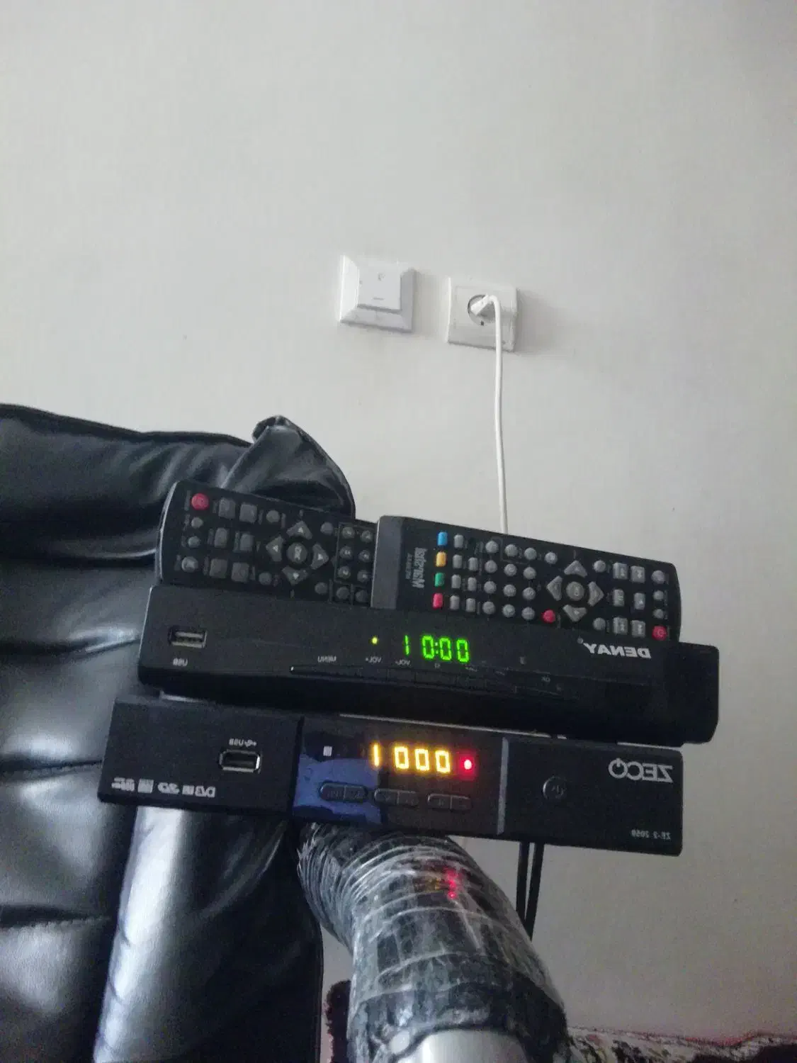 دستکاه گیرنده دیجیتال|پخش‌کننده DVD و ویدیو|مشهد, سید رضی|دیوار