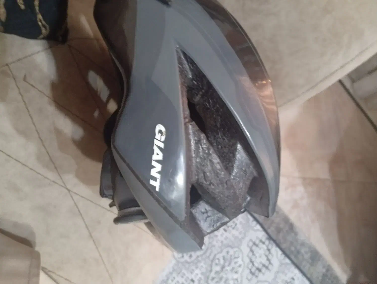 کلاه کاسکت دوچرخه سواری|تجهیزات ورزشی|کرج, شهرک امام رضا (ع)|دیوار