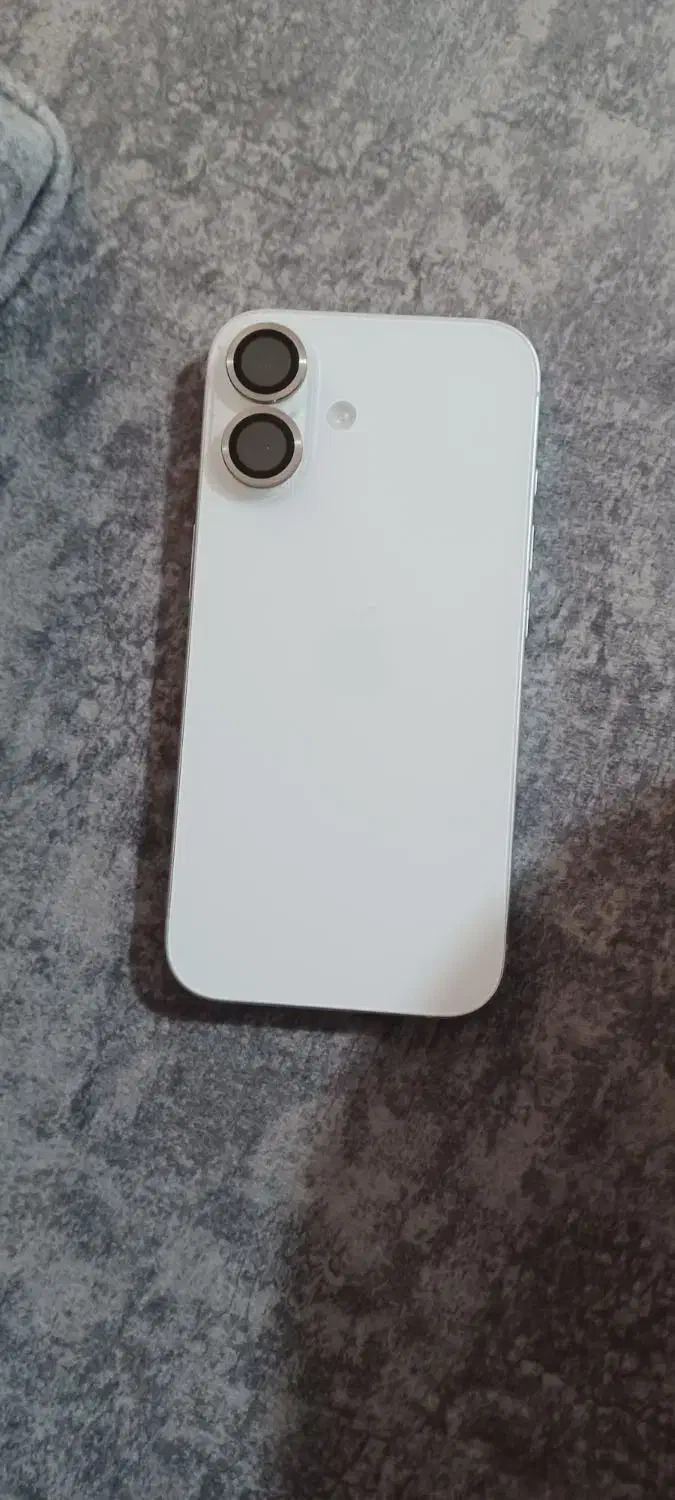 گوشی ایفون ۱۶ نرمال ۱۲۸ سفید باطری ۱۰۰|موبایل|شهریار, شهرک وائین|دیوار