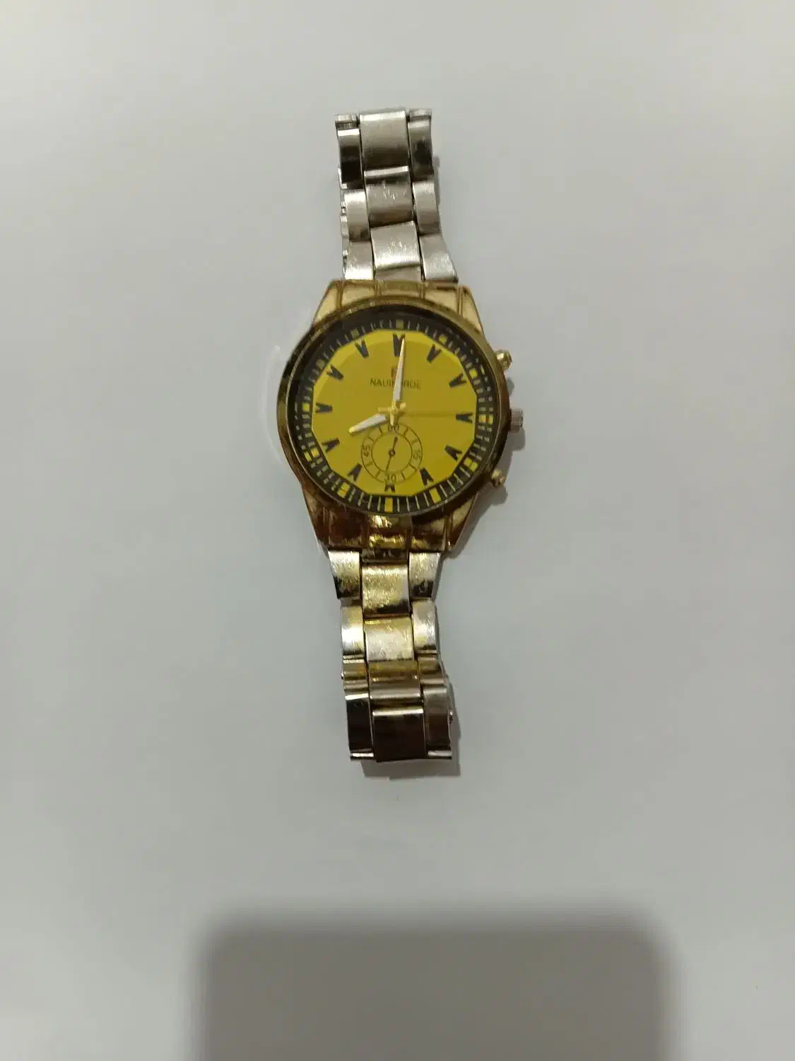 ساعت مردانه|ساعت|قرچک, میرزائی شمالی|دیوار