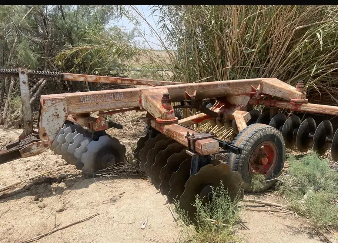 فروش ۲ دستگاه گندم کار، دیسک تراکتوری|ماشین‌آلات صنعتی|مرودشت, ثبت احوال|دیوار