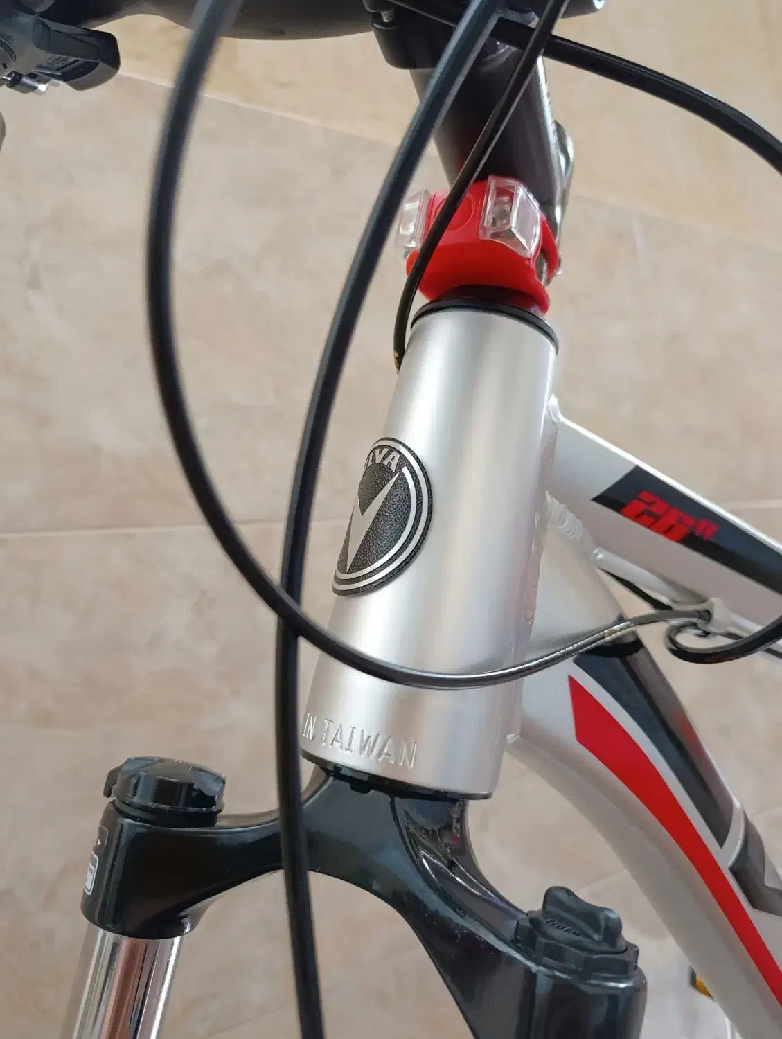 دوچرخه ویوا (جوکر) 26 تایوان دیسکی هیدرولیک با سند|دوچرخه، اسکیت، اسکوتر|اراک, |دیوار