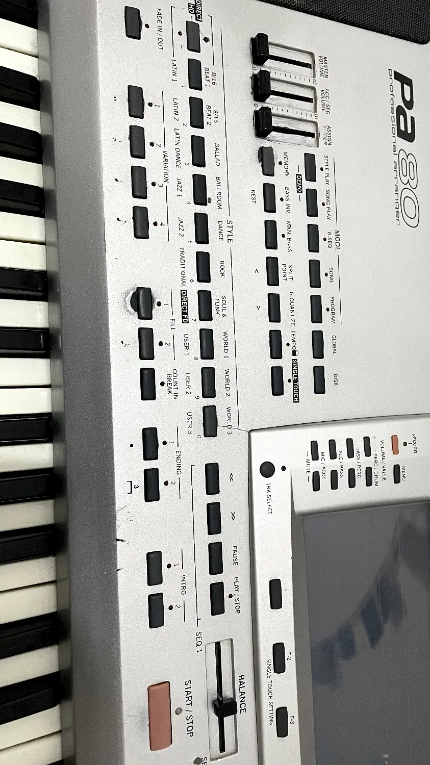 Korg pa80|پیانو، کیبورد، آکاردئون|مهاباد (آذربایجان غربی), |دیوار