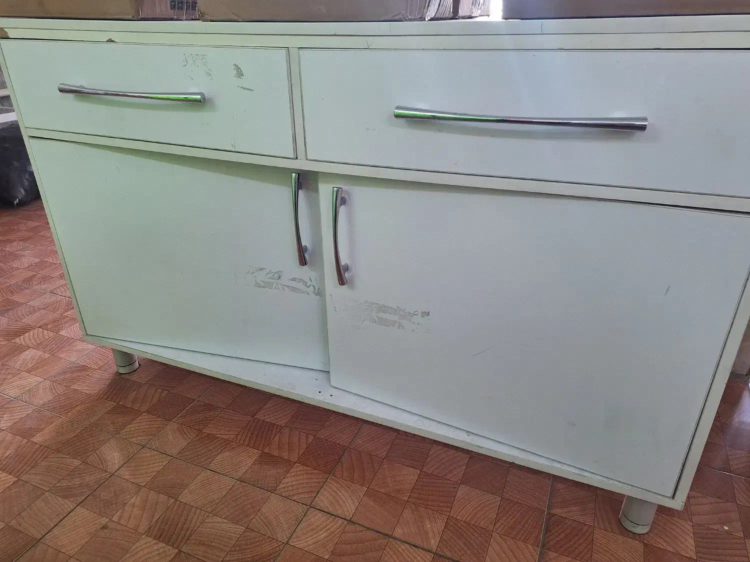 میز الومینیومی کار ام دی اف|فروشگاه و مغازه|زنجان, |دیوار