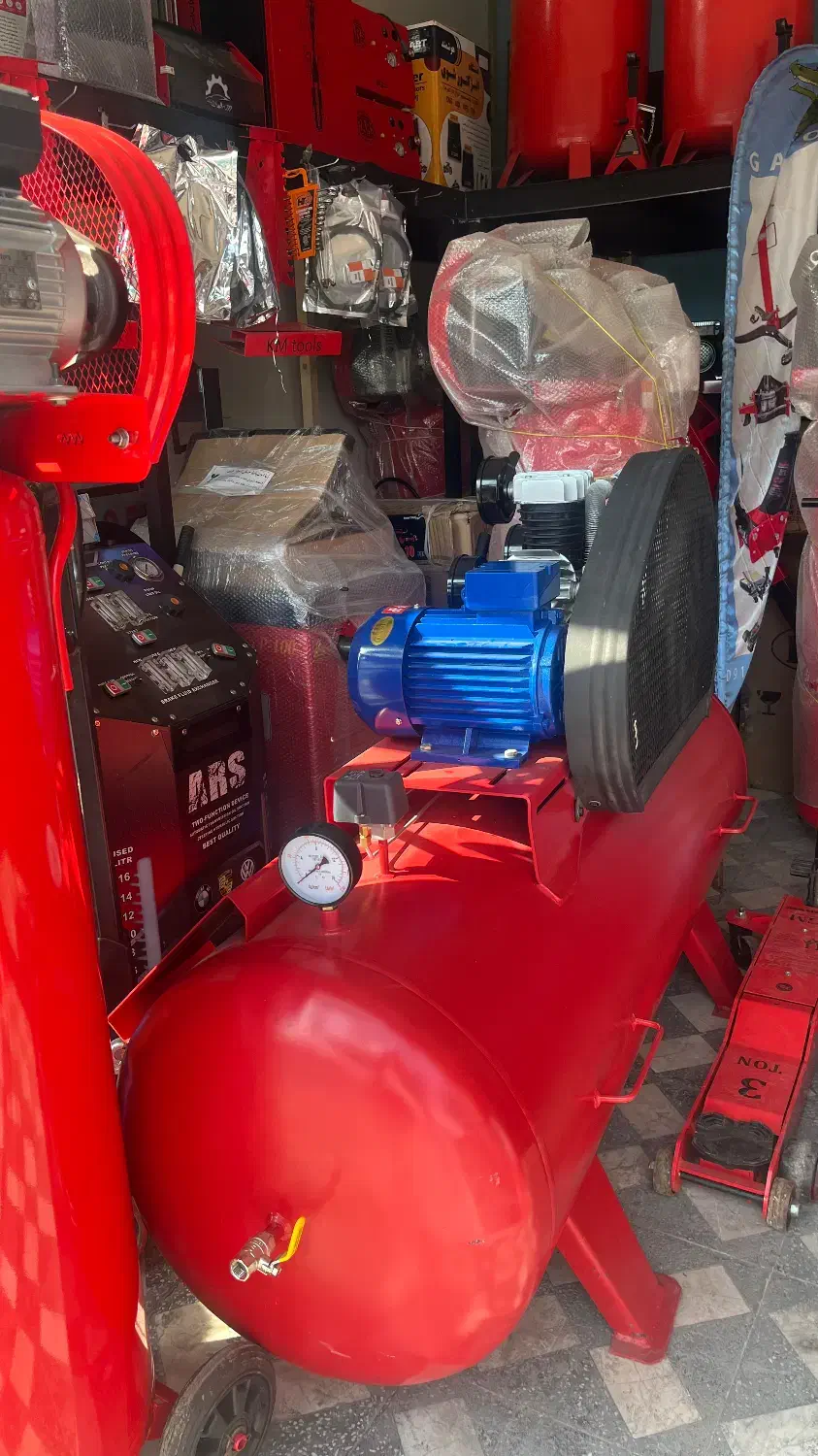 پمب باد ۵۰۰ لیتری شرایطی|ماشینآلات صنعتی|آمل, |دیوار