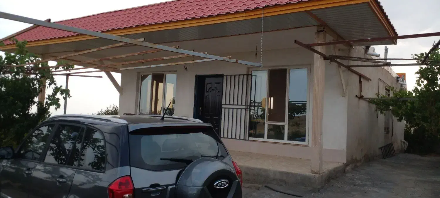 خانه(ویلا) باغ زیبا در روستای ولازجرد|فروش خانه و ویلا|کمیجان, |دیوار