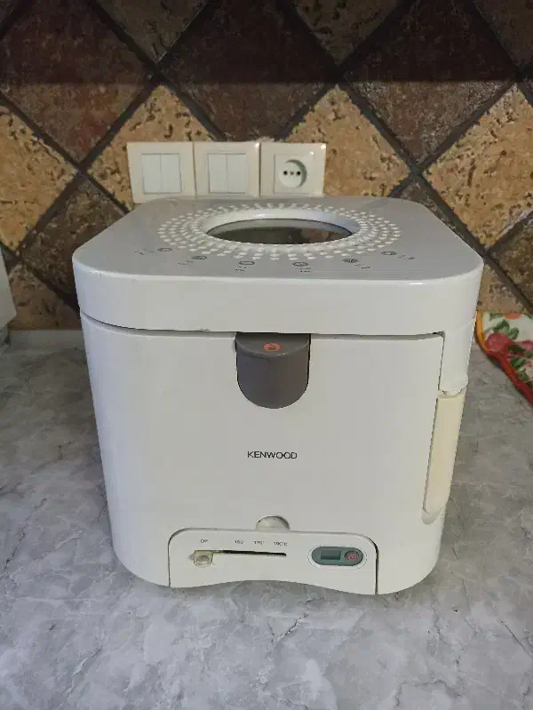 سرخ کن با روغن|اجاق گاز و لوازم برقی پختوپز|کاشان, قطب راوندی|دیوار