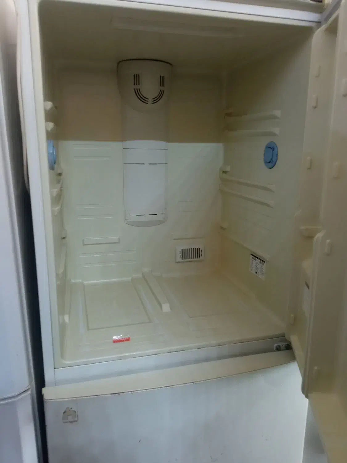 یخچال|یخچال و فریزر|شیروان (خراسان), |دیوار