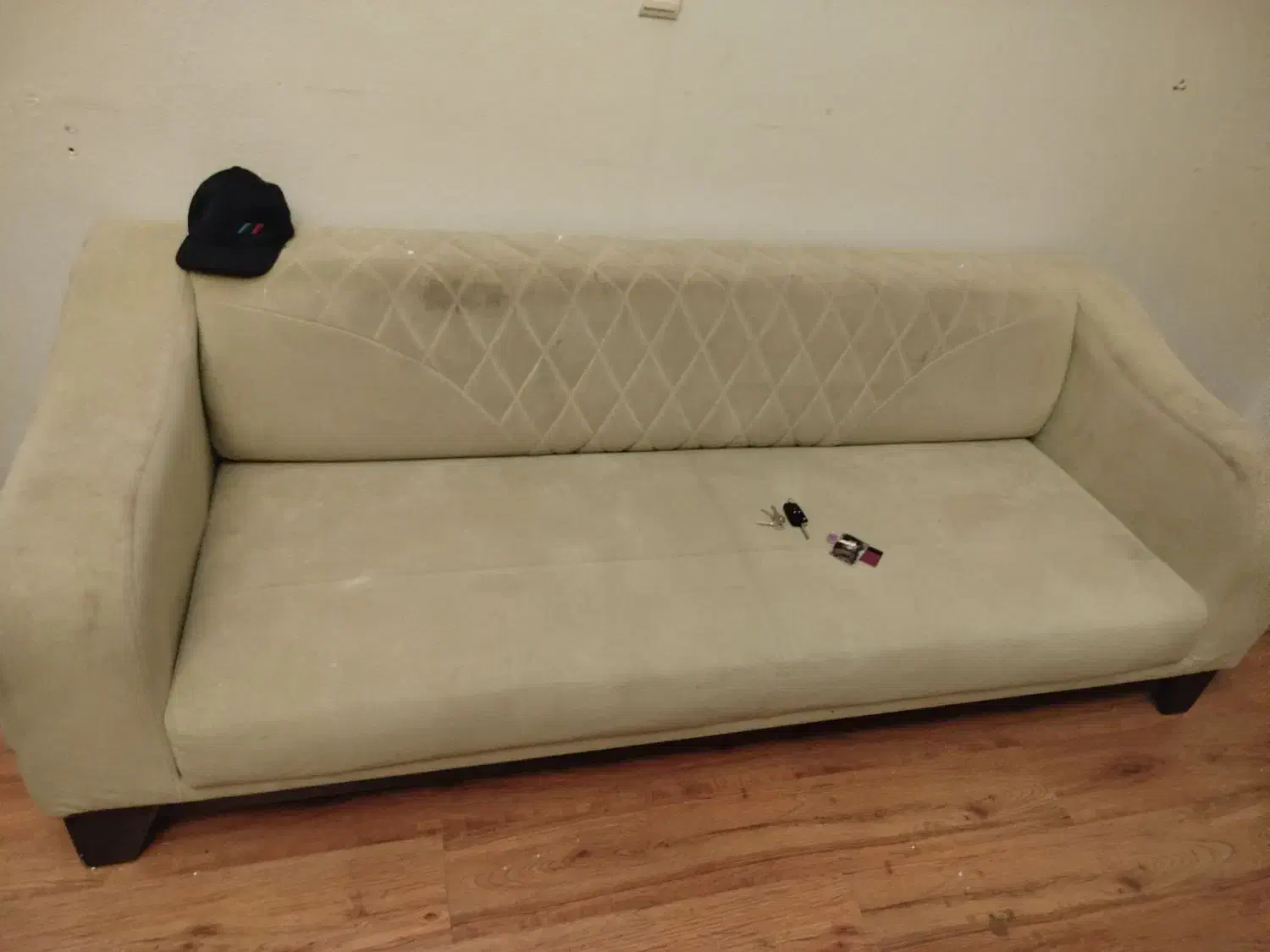 مبل و صندلی|مبلمان خانگی و میز عسلی|کیش, |دیوار