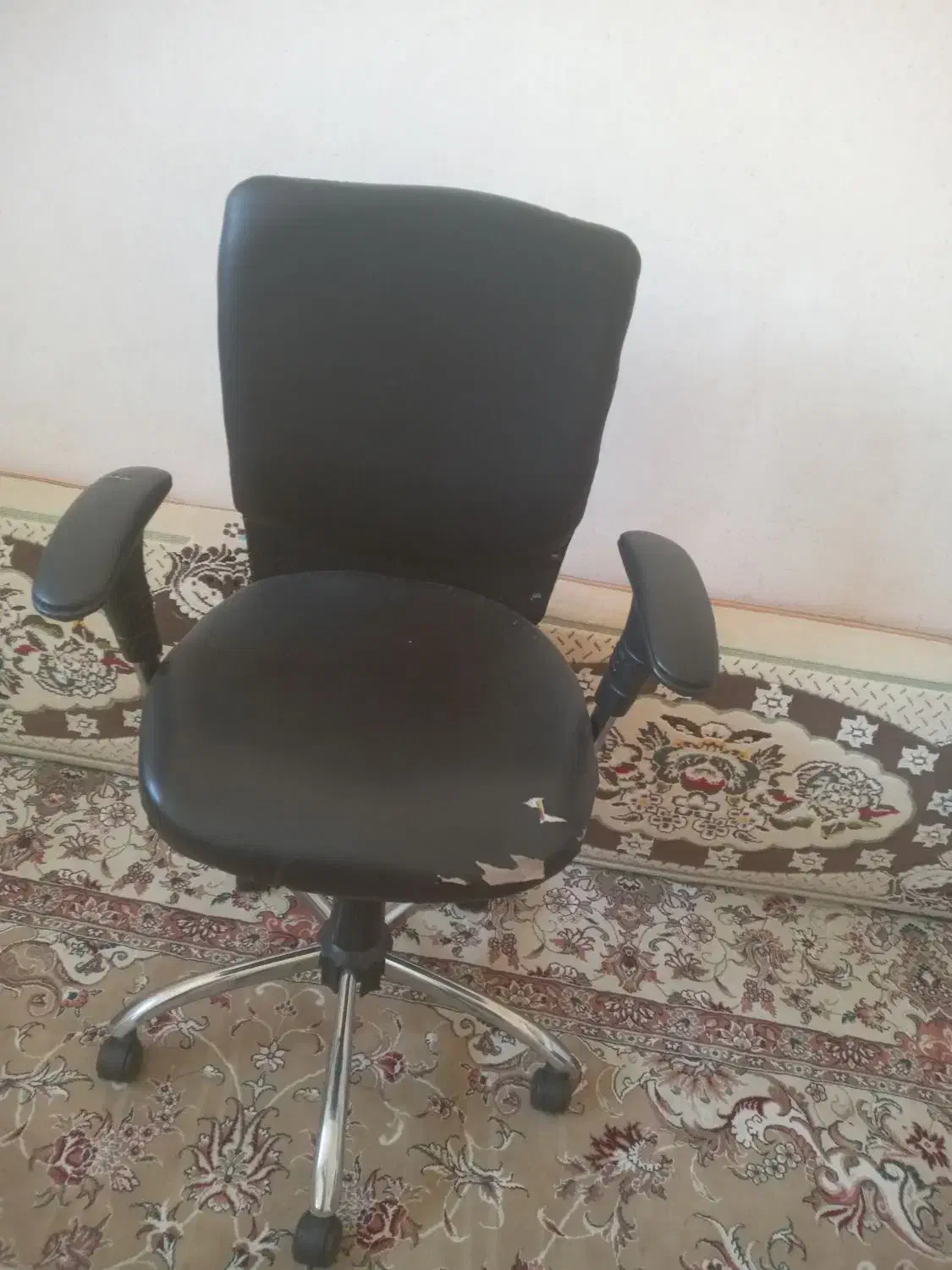 دوعدد صندلی ، فروشی|صندلی و نیمکت|خواف, |دیوار