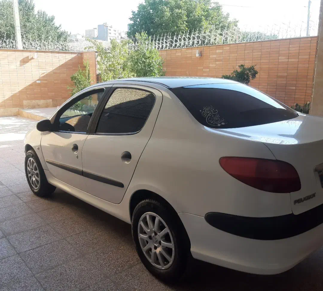 پژو ۲۰۶ SD V8|خودرو سواری و وانت|باغ بهادران, |دیوار