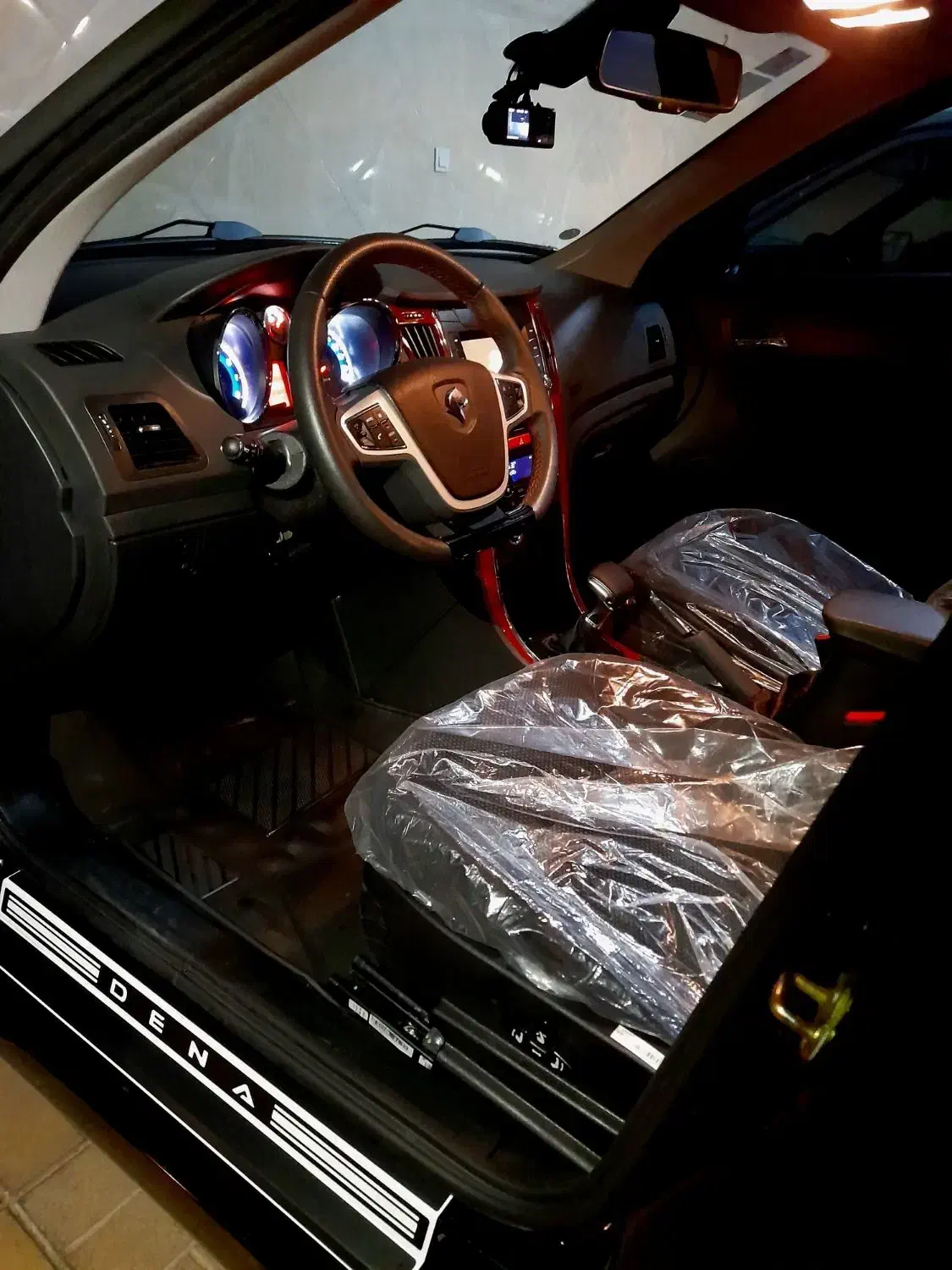 دنا پلاس اتومات توربو آپشنال صفر۴۰۳سفارشی|خودرو سواری و وانت|تهران, حر|دیوار