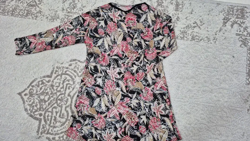 حراج ۳ تا شومیز زنانه نو|حراج|محمدیه-قزوین, |دیوار