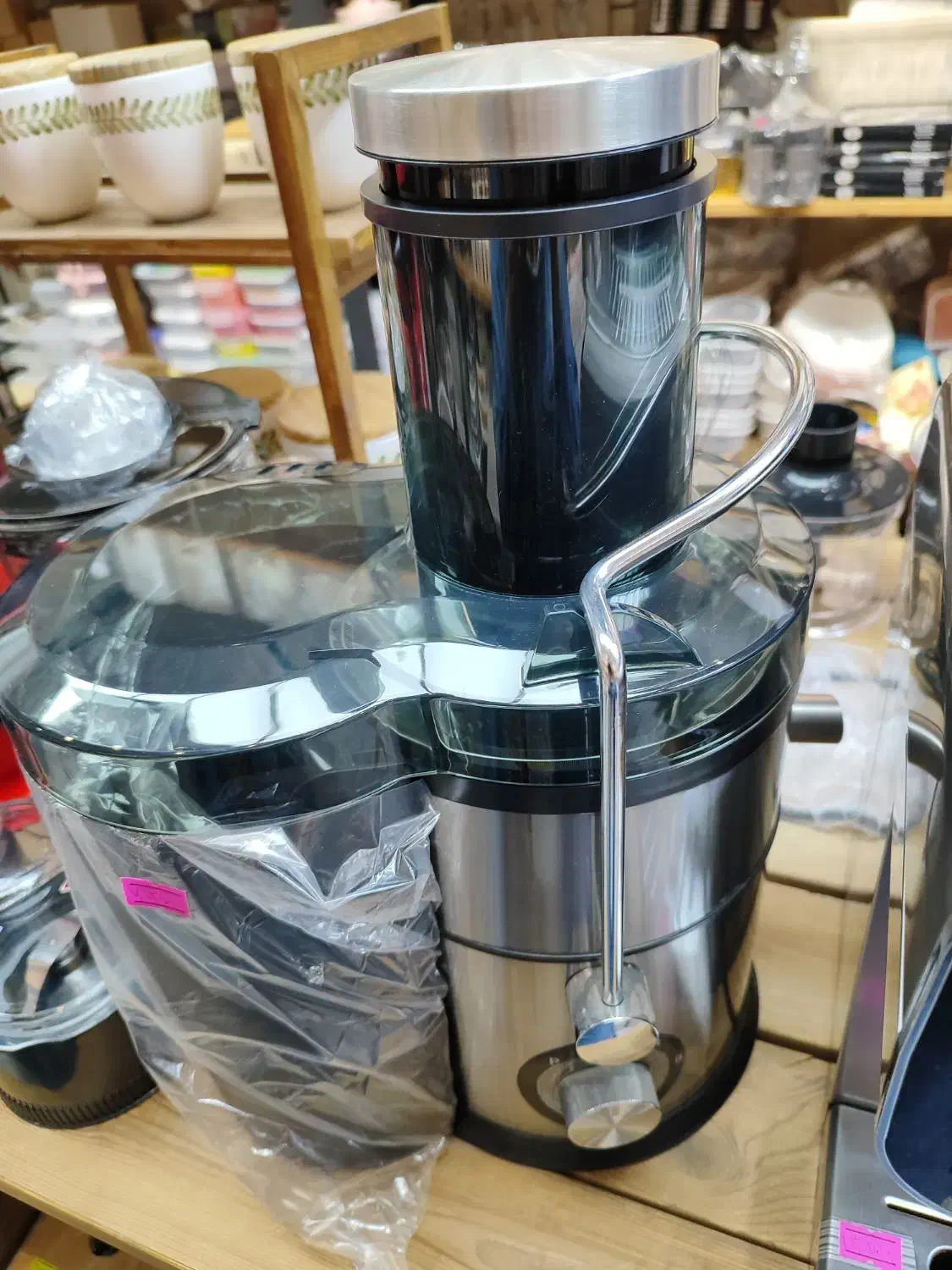 آبمیوه گیر چهارکاره، برند موندو، 60 ماه ضمانت|آبمیوه‌گیر و آب‌مرکبات‌گیر|اراک, |دیوار