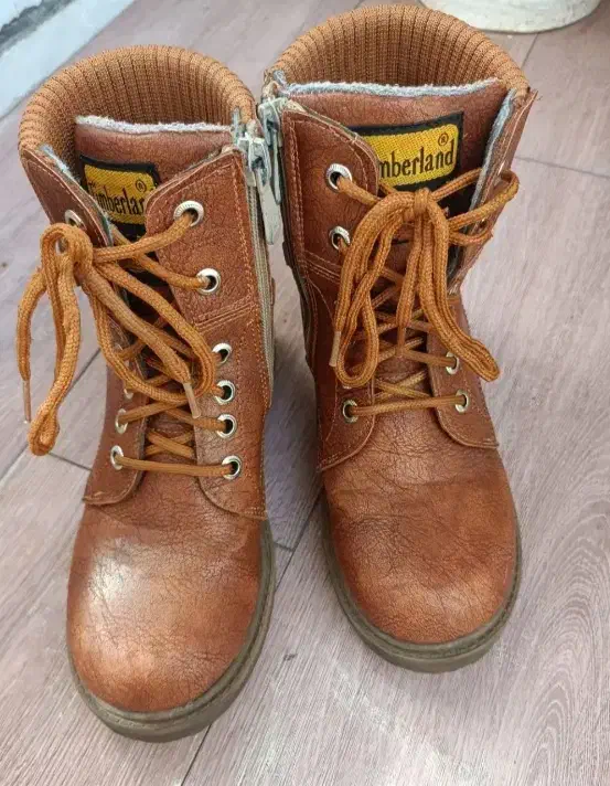 پوتین مارک تیمبرلند سایز ۳۲ بچگانه|کیف، کفش، کمربند|قزوین, |دیوار