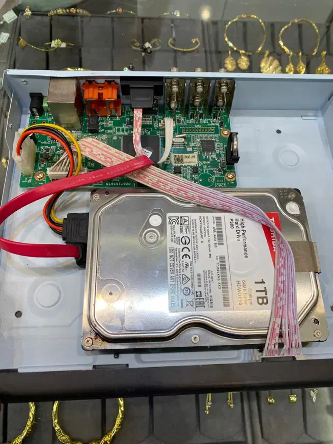 دوربین مداربسته|دوربین مداربسته|کیش, |دیوار