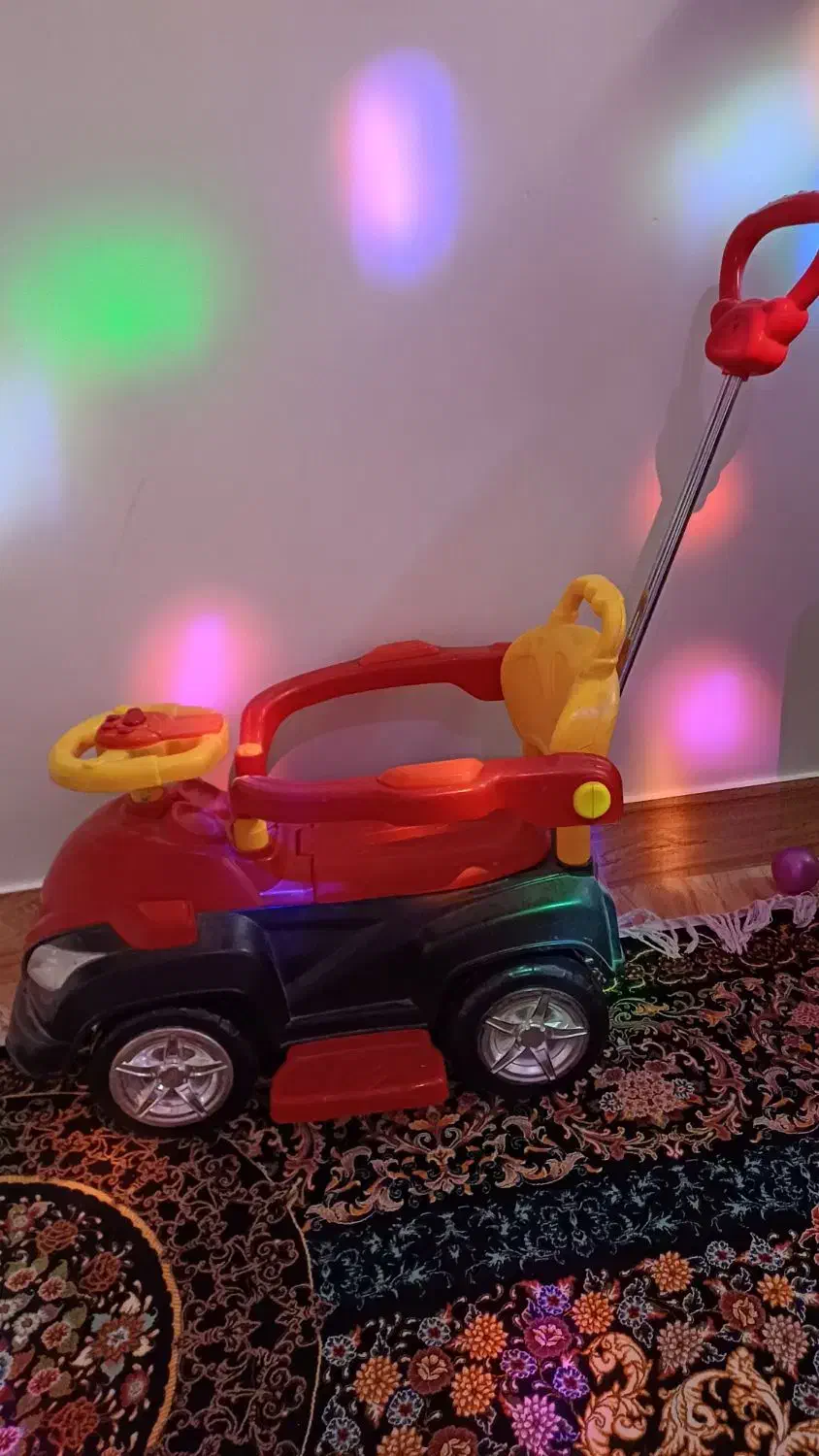 چهارچرخ بچگونه|اسباب‌‌بازی|یاسوج, |دیوار