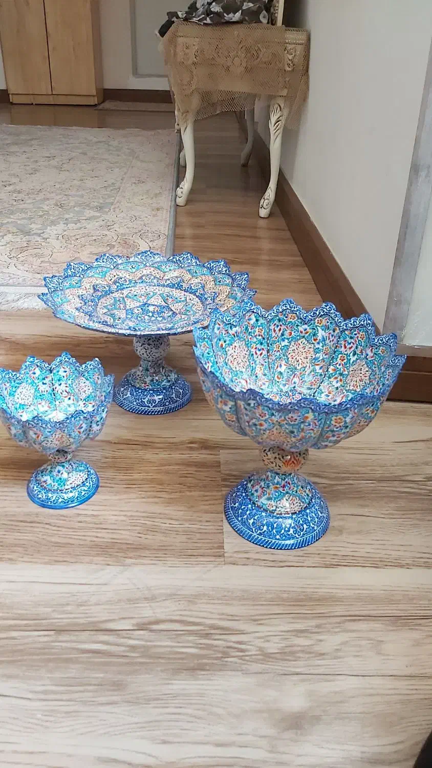 سه تیکه میناکاری اصفهان مسی تخفیف هم دارد|صنایع دستی و سایر لوازم تزئینی|کرج, حسینآباد|دیوار