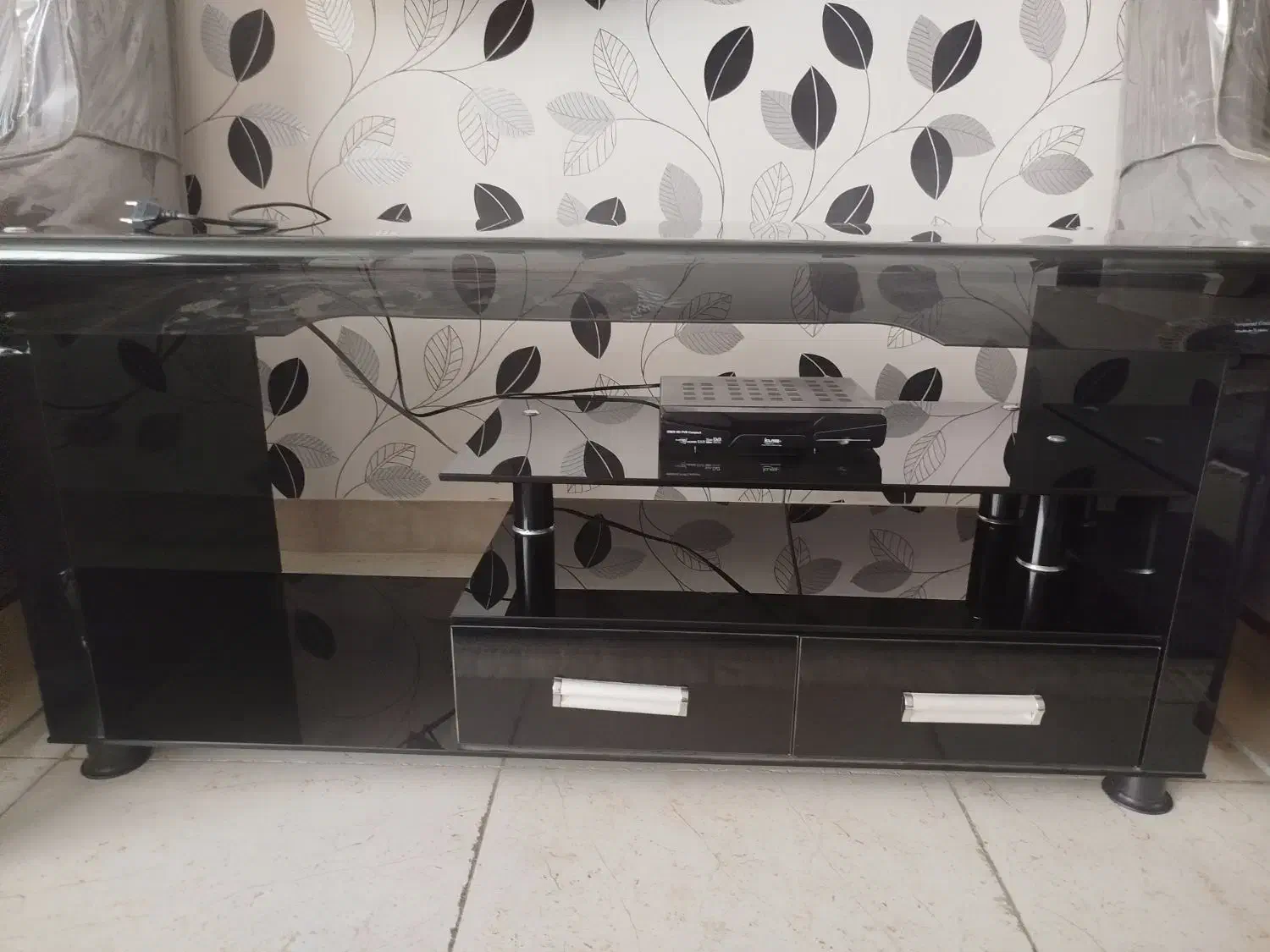 میز تلویزیون|میز تلویزیون|فولادشهر, C4|دیوار