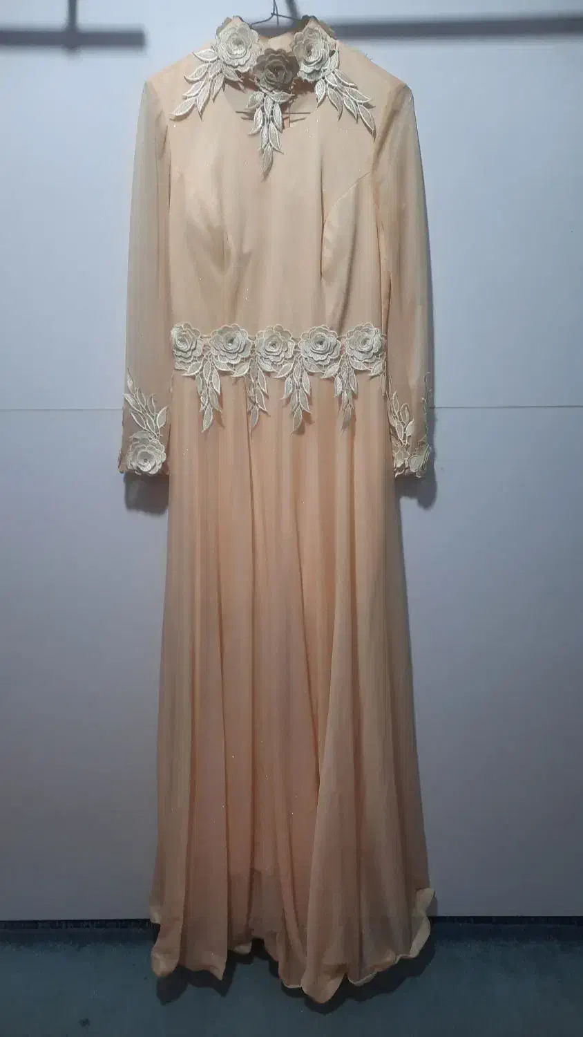 لباس مجلسی|لباس|چهاردانگه (تهران), |دیوار