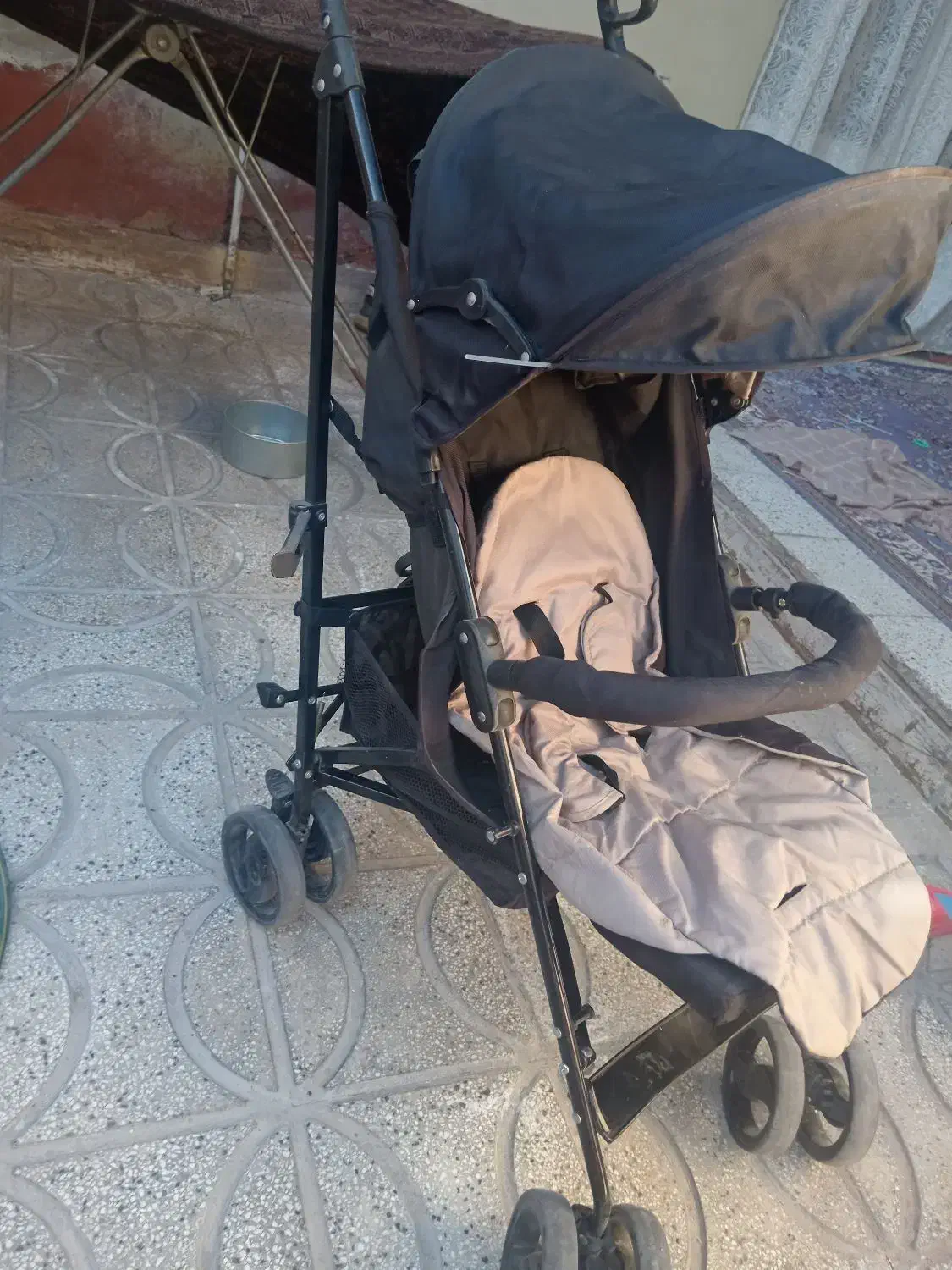 کالسکه عصایی|کالسکه و لوازم جانبی|نیشابور, سرآب کوشک|دیوار