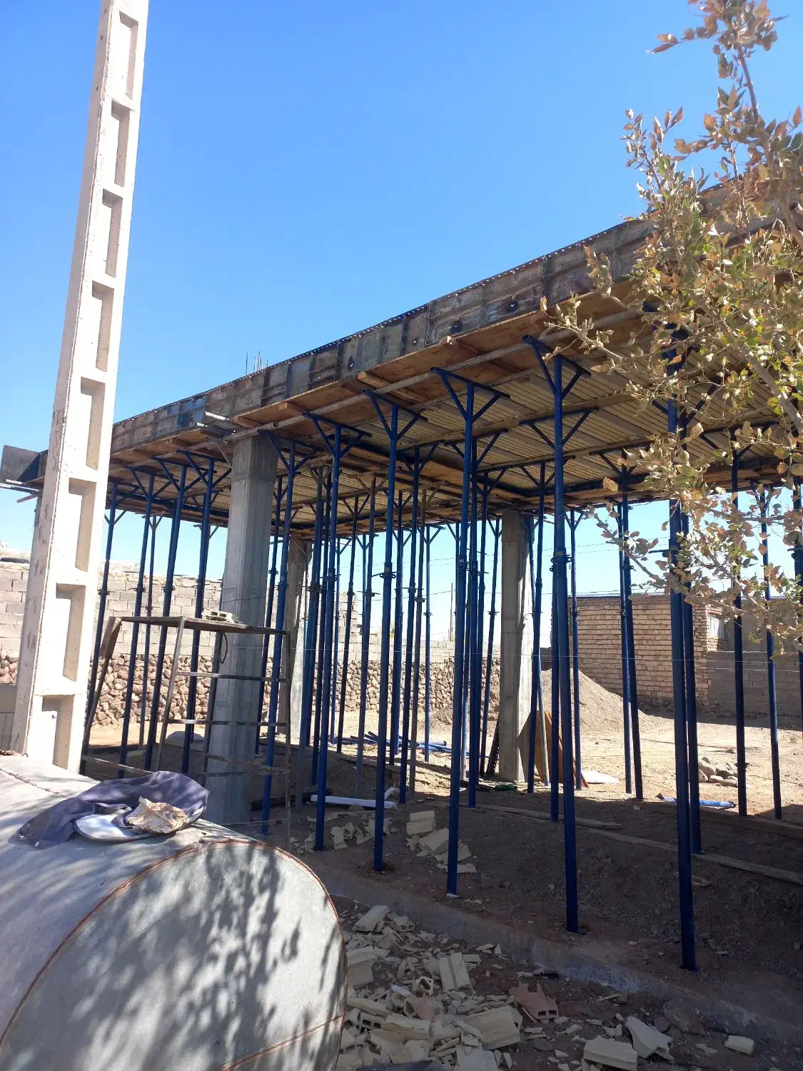 کارگر ارماتور بندی نیازمندم|استخدام معماری، عمران و ساختمانی|بیرجند, |دیوار